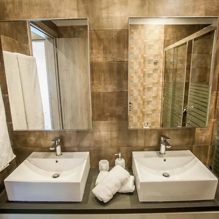 Apartment Marmari 2 *